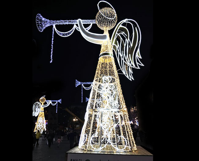 Extra Large Light Up Angel Outdoor Decoration | YanDecor